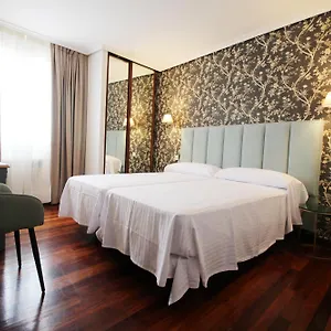  Guest house De Adarzo Auto Check
